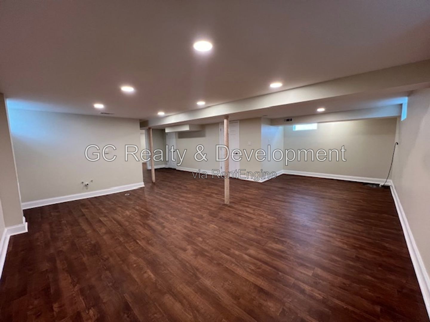 Gallery Image 15