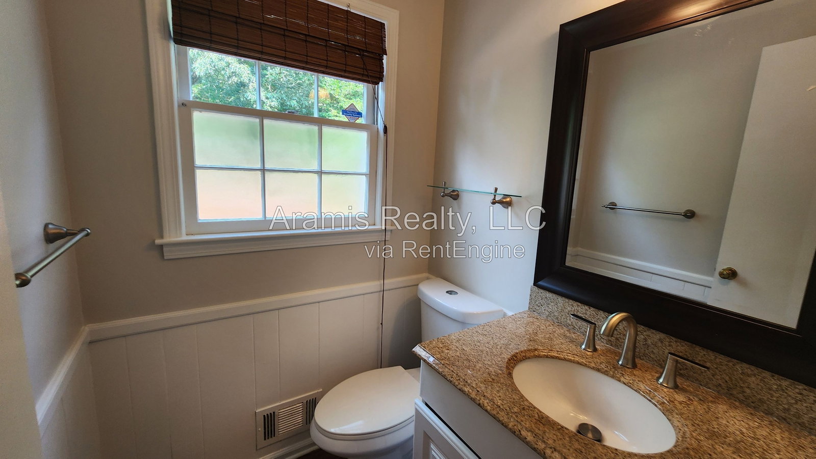 Gallery Image 13
