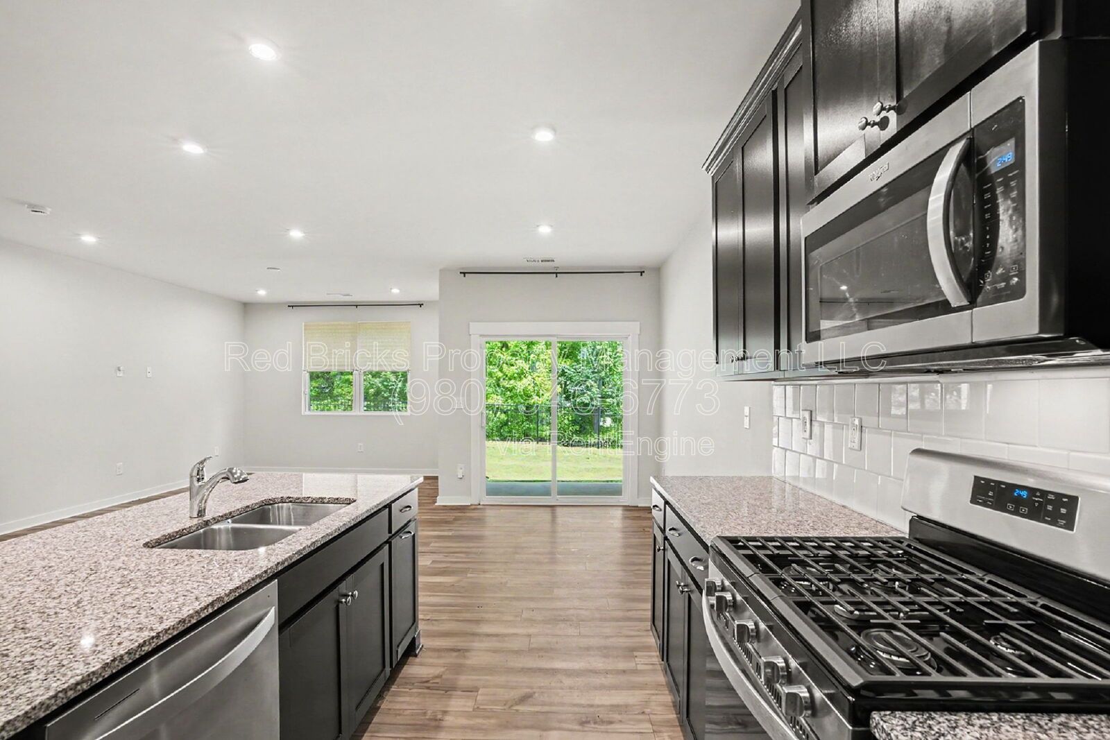Gallery Image 12