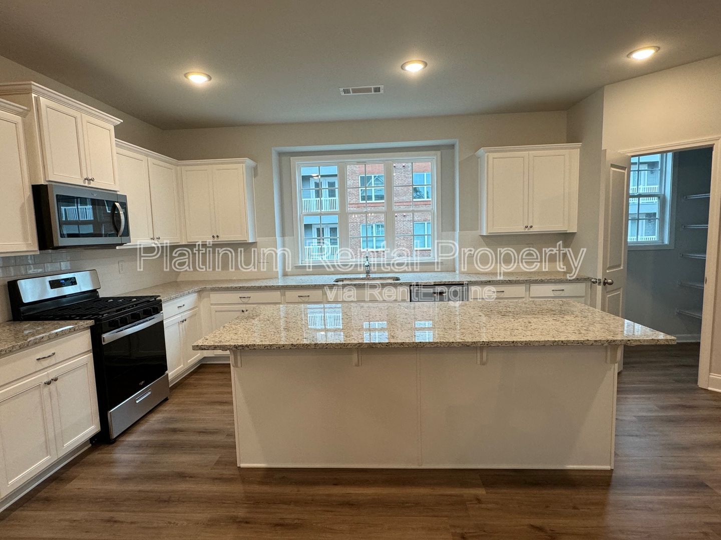 Gallery Image 14