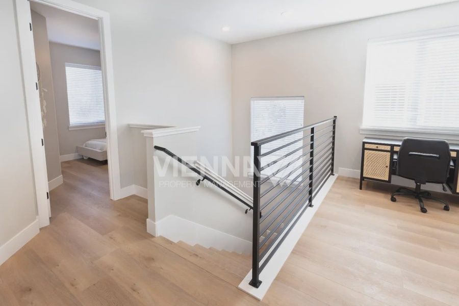 Gallery Image 37