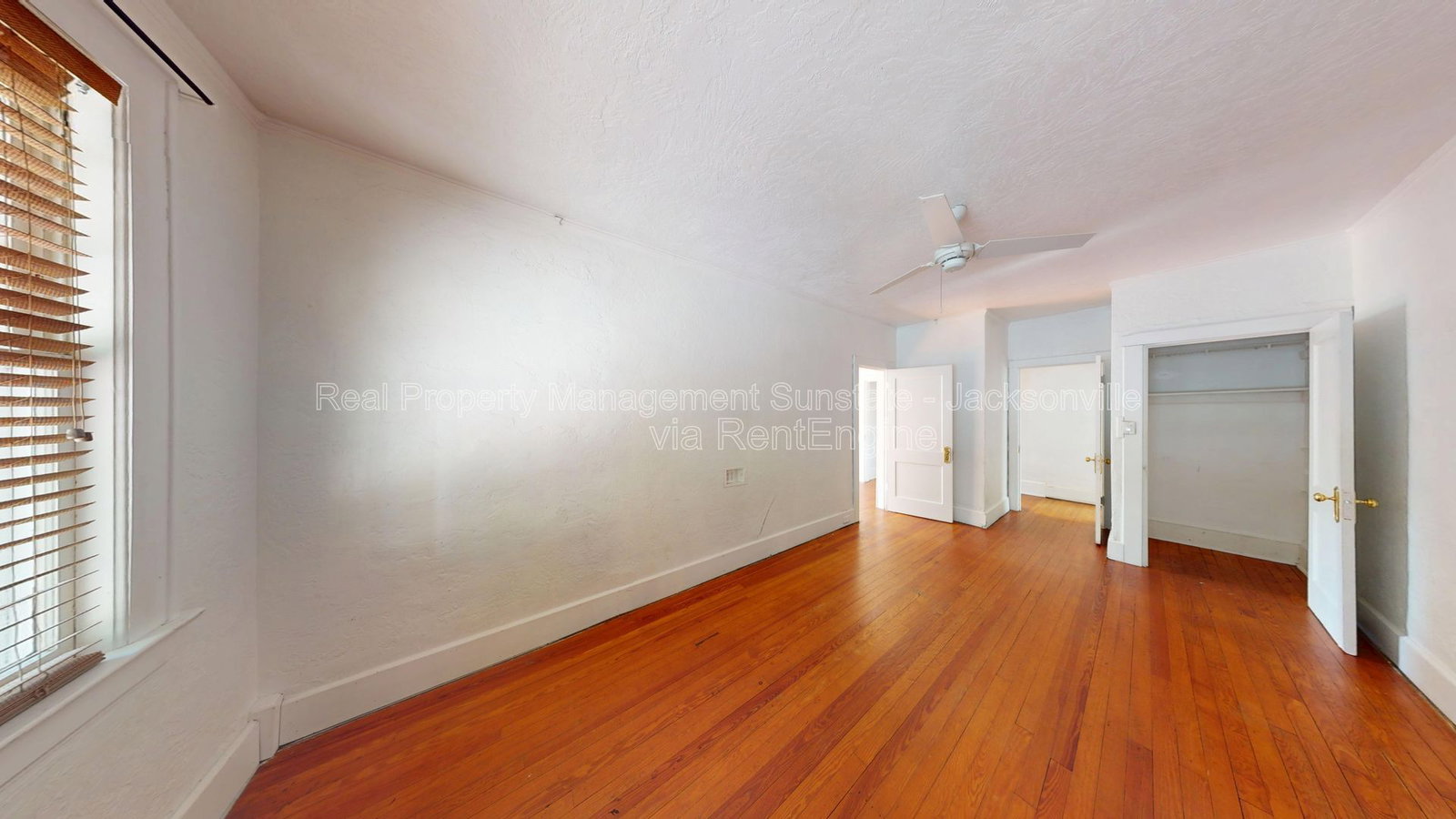 Gallery Image 15