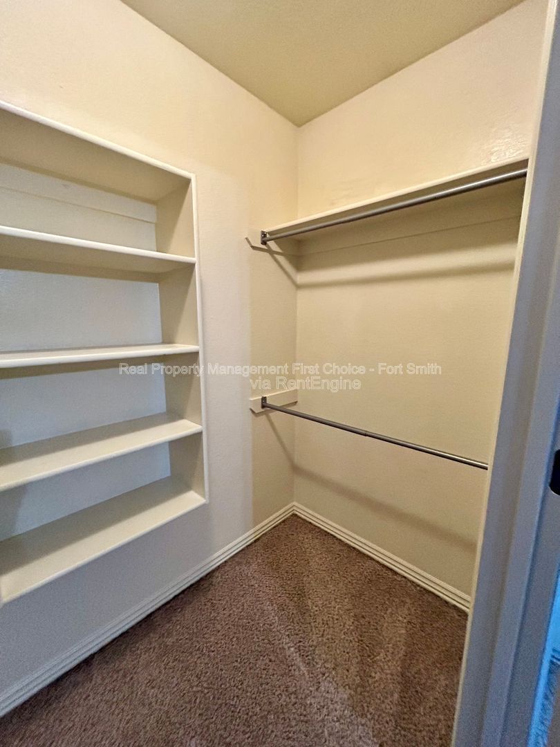 Gallery Image 19