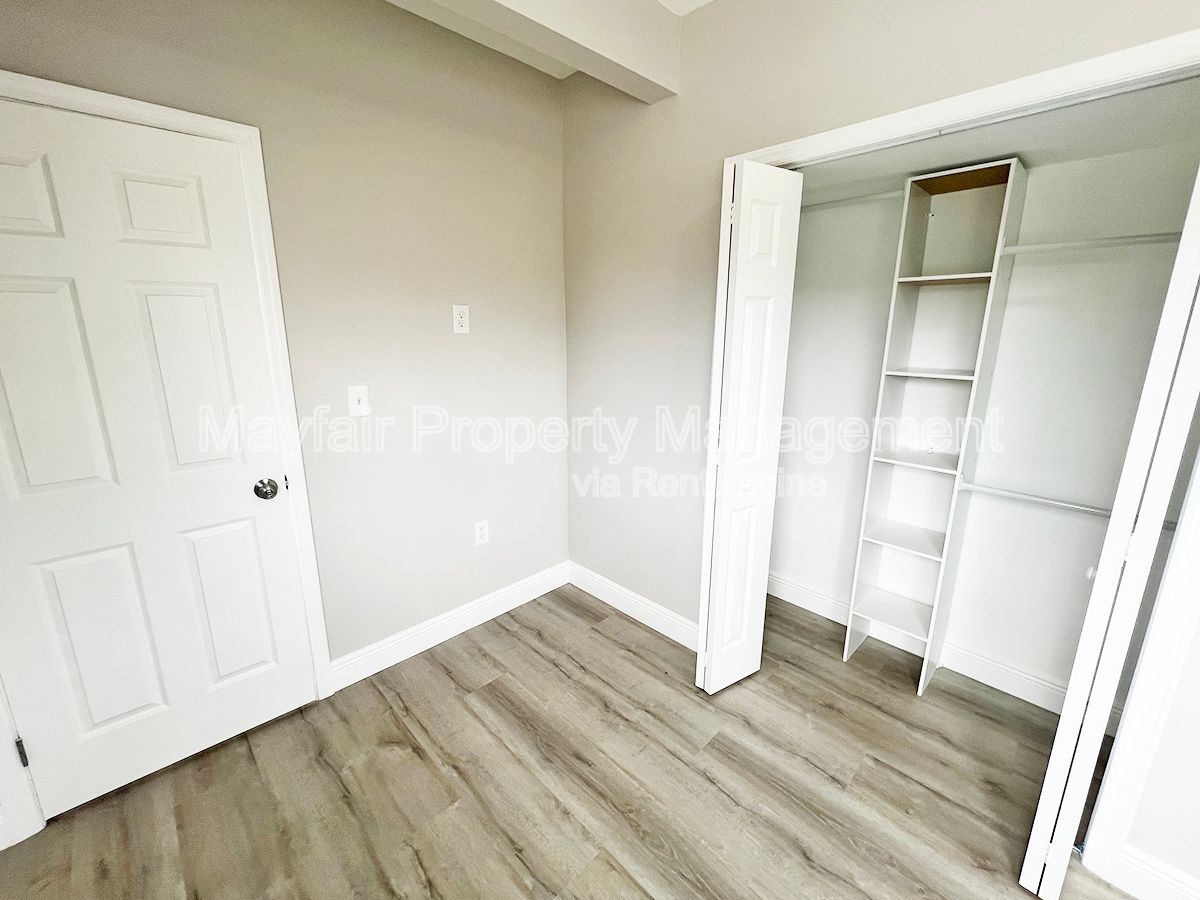 Gallery Image 19
