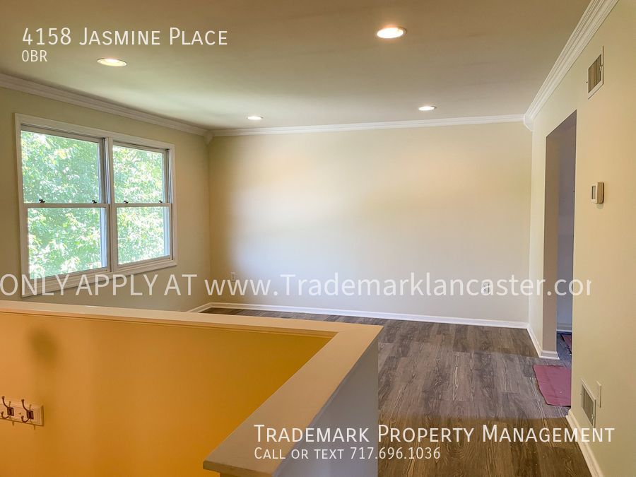 Gallery Image 0
