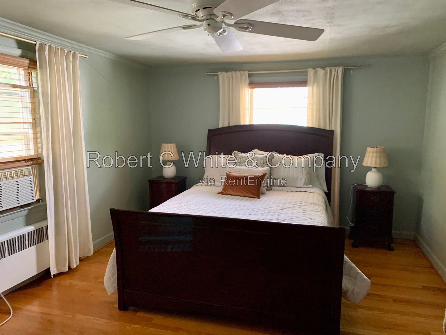 Gallery Image 16