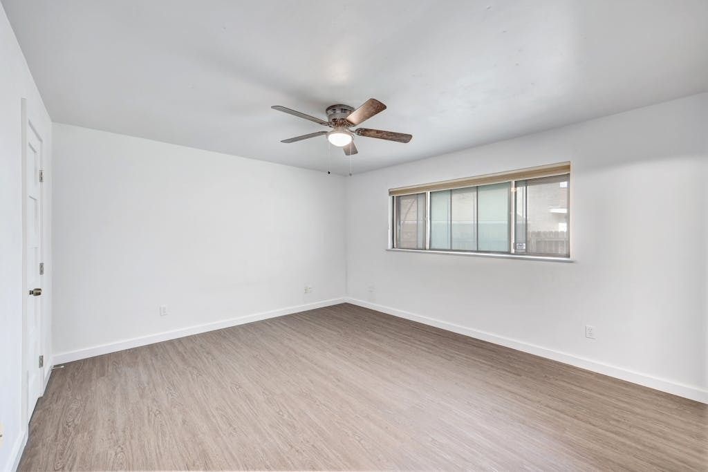 Gallery Image 15