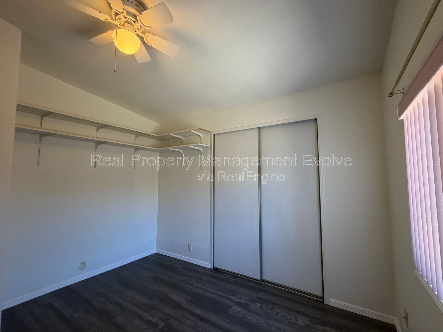 Gallery Image 16