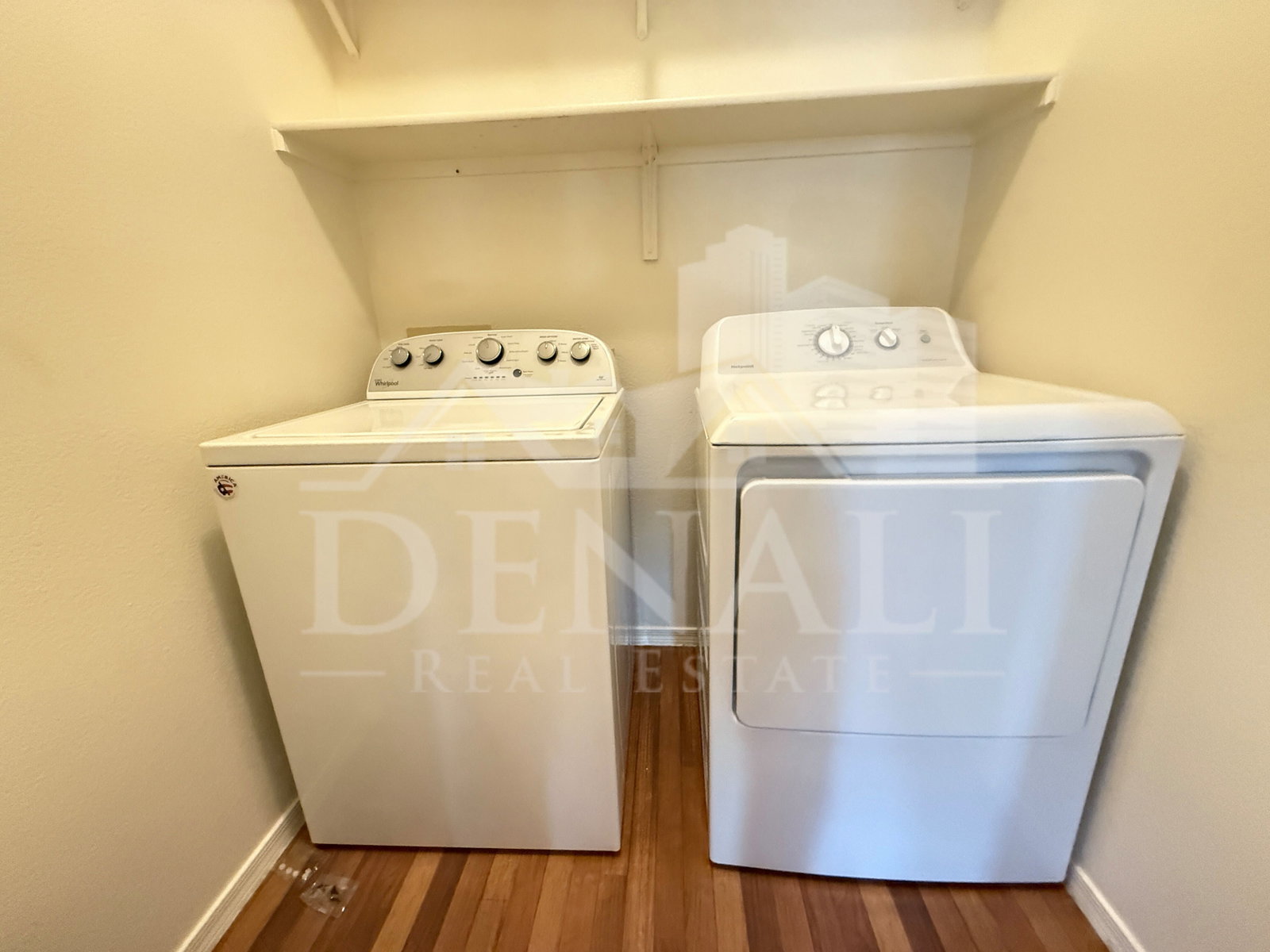 Gallery Image 16