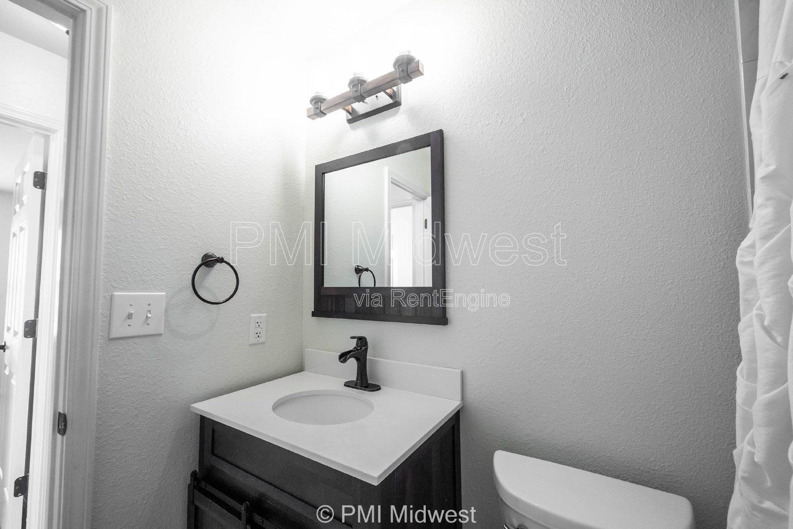 Gallery Image 29