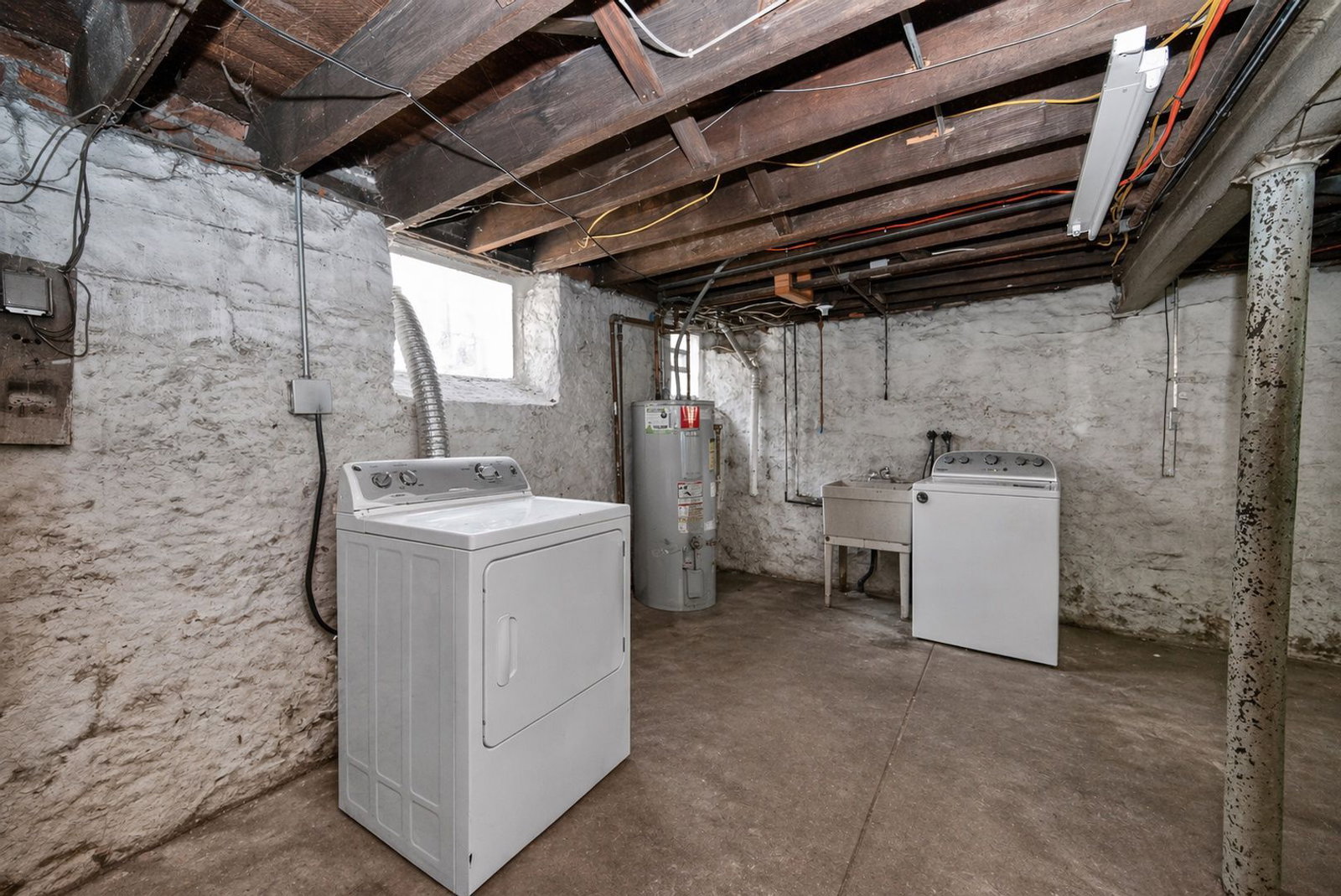 Gallery Image 16