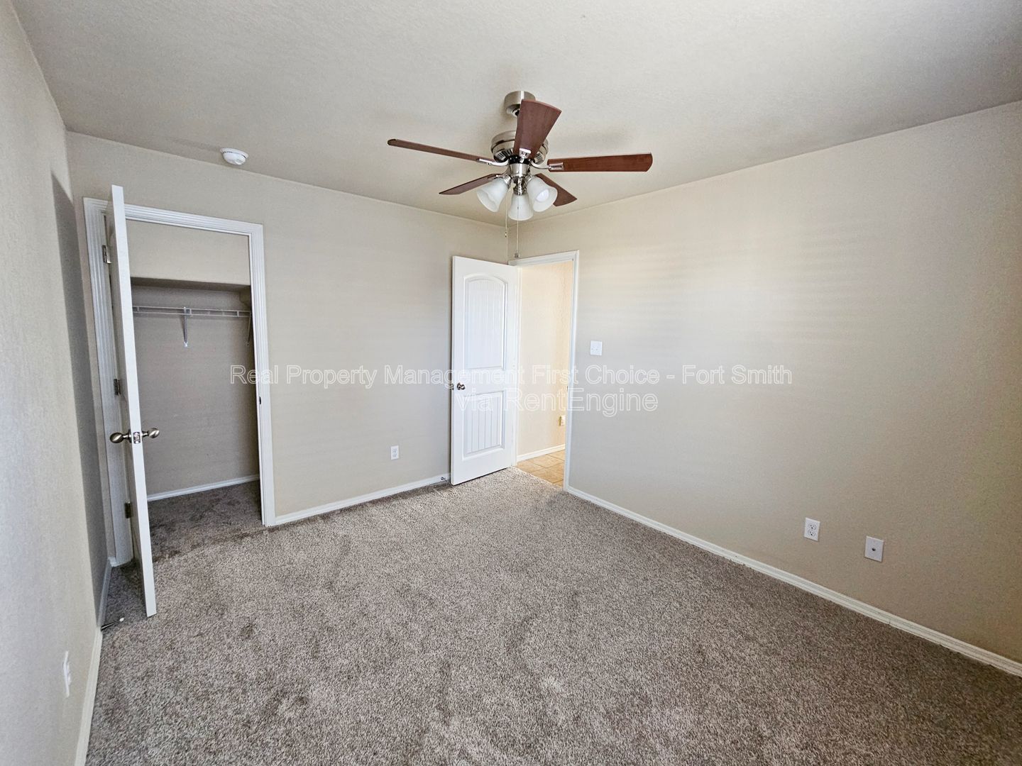 Gallery Image 19