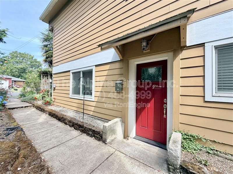 Gallery Image 16