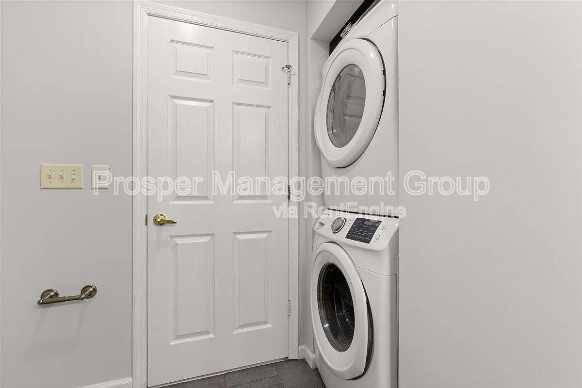 Gallery Image 14