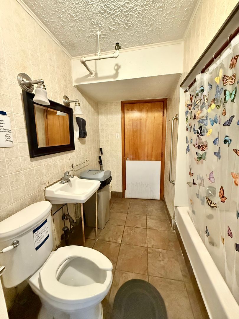 Gallery Image 13