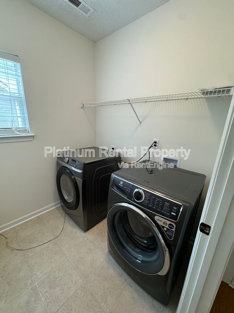 Gallery Image 14