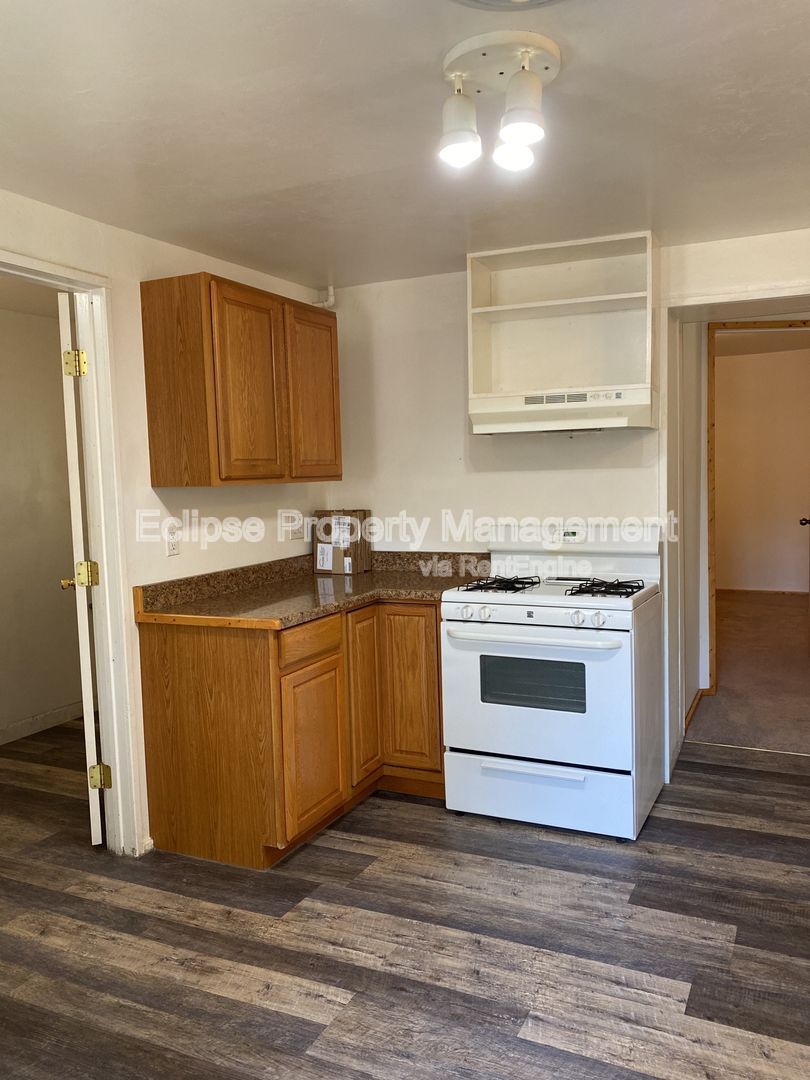 Gallery Image 15