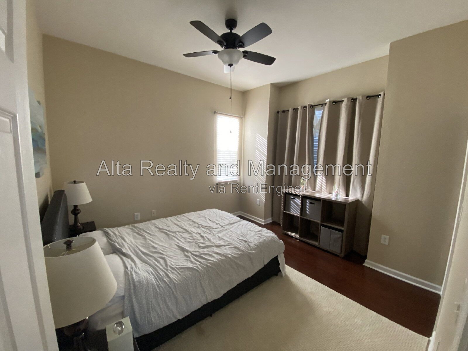 Gallery Image 13