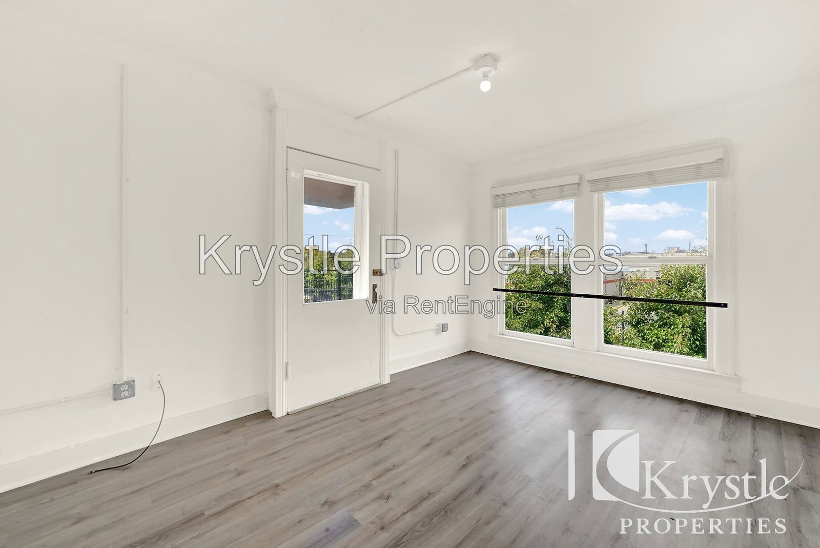 Gallery Image 13
