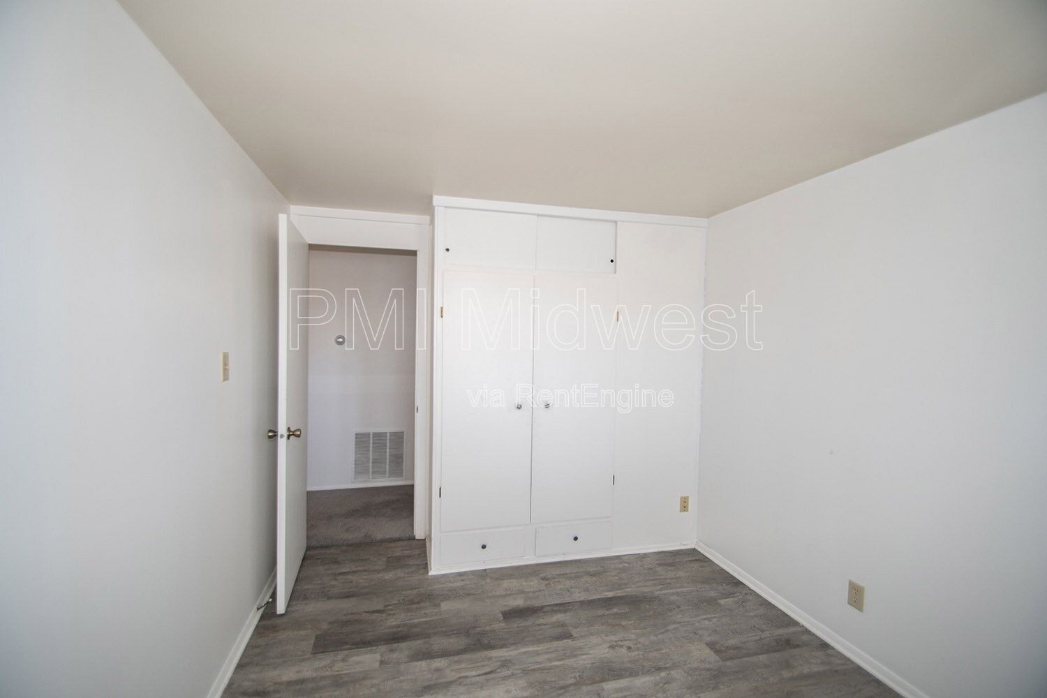 Gallery Image 19