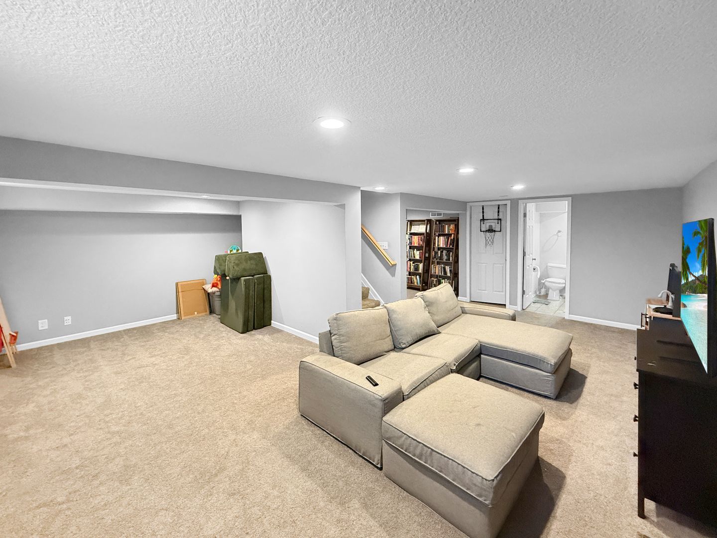 Gallery Image 12