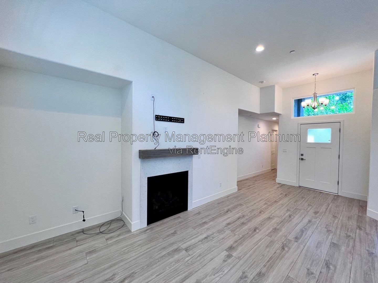 Gallery Image 19