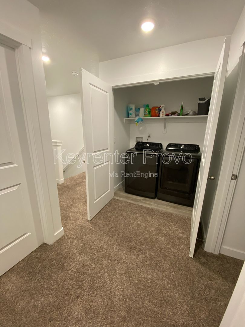 Gallery Image 22