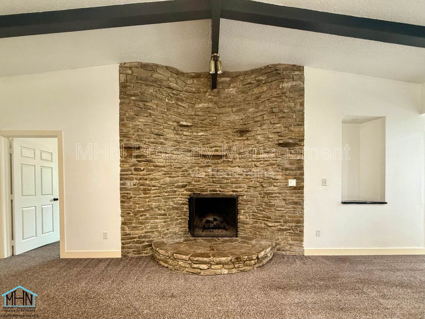 Gallery Image 18