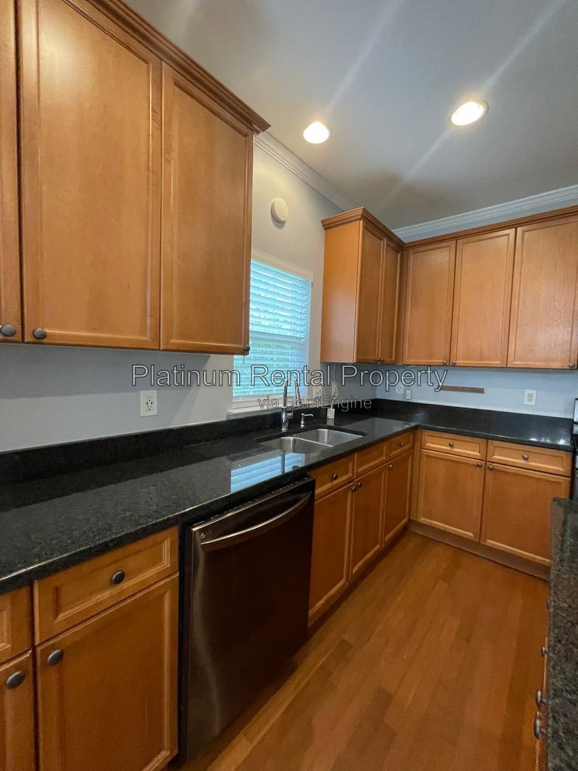Gallery Image 58