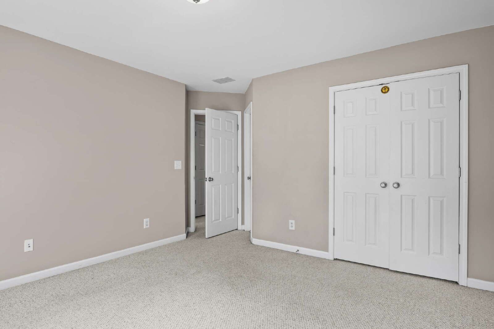 Gallery Image 17