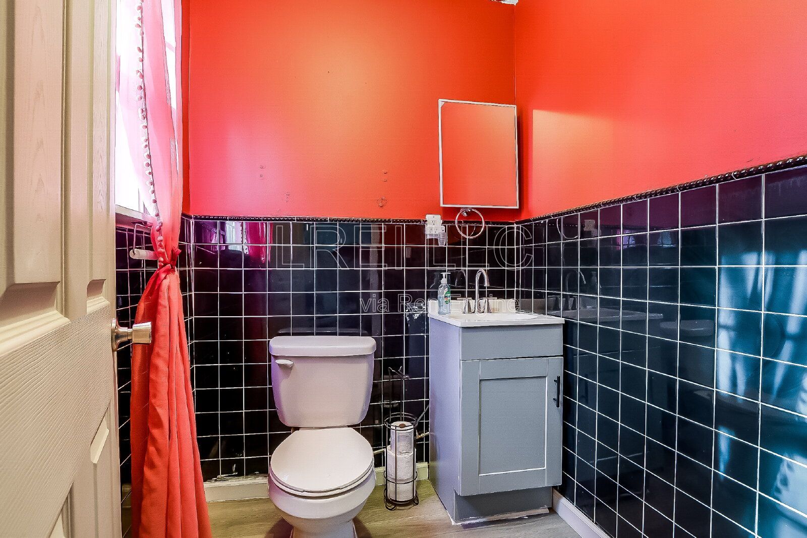 Gallery Image 10