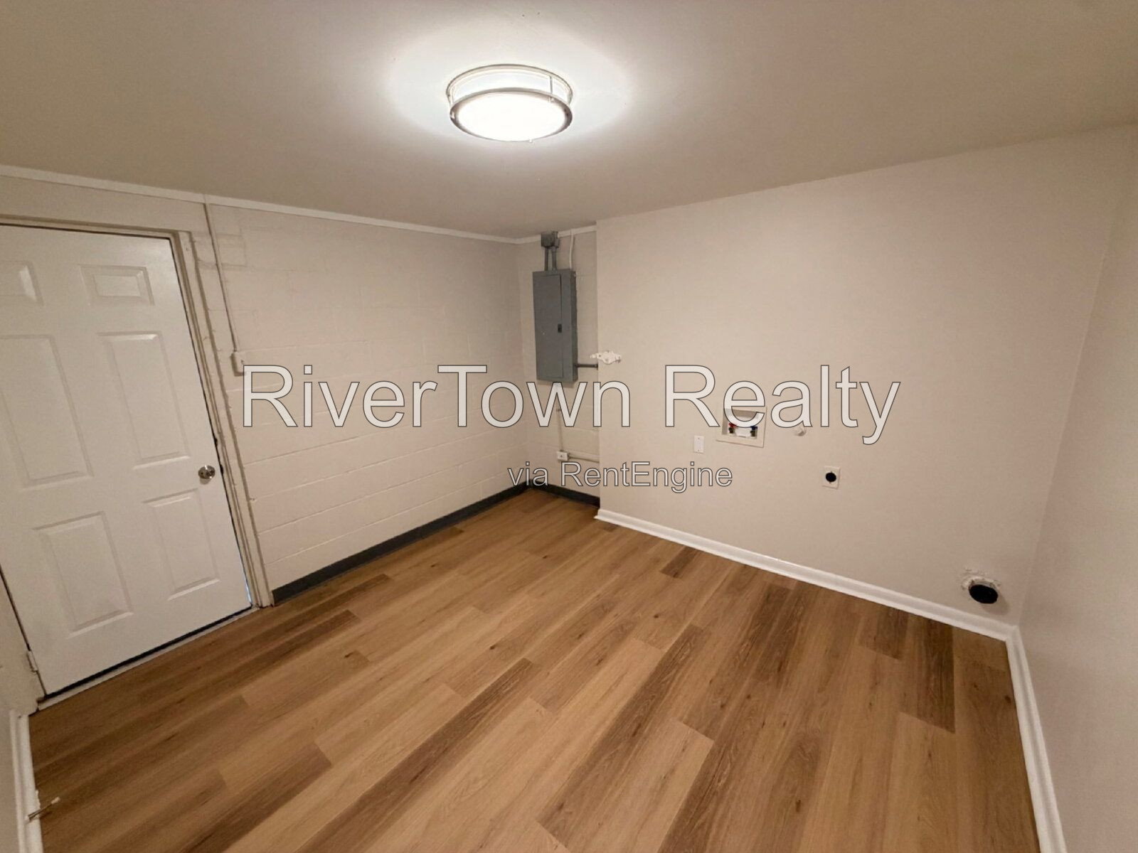 Gallery Image 17