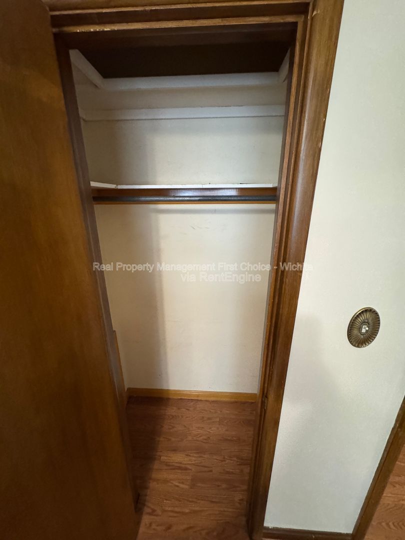 Gallery Image 42