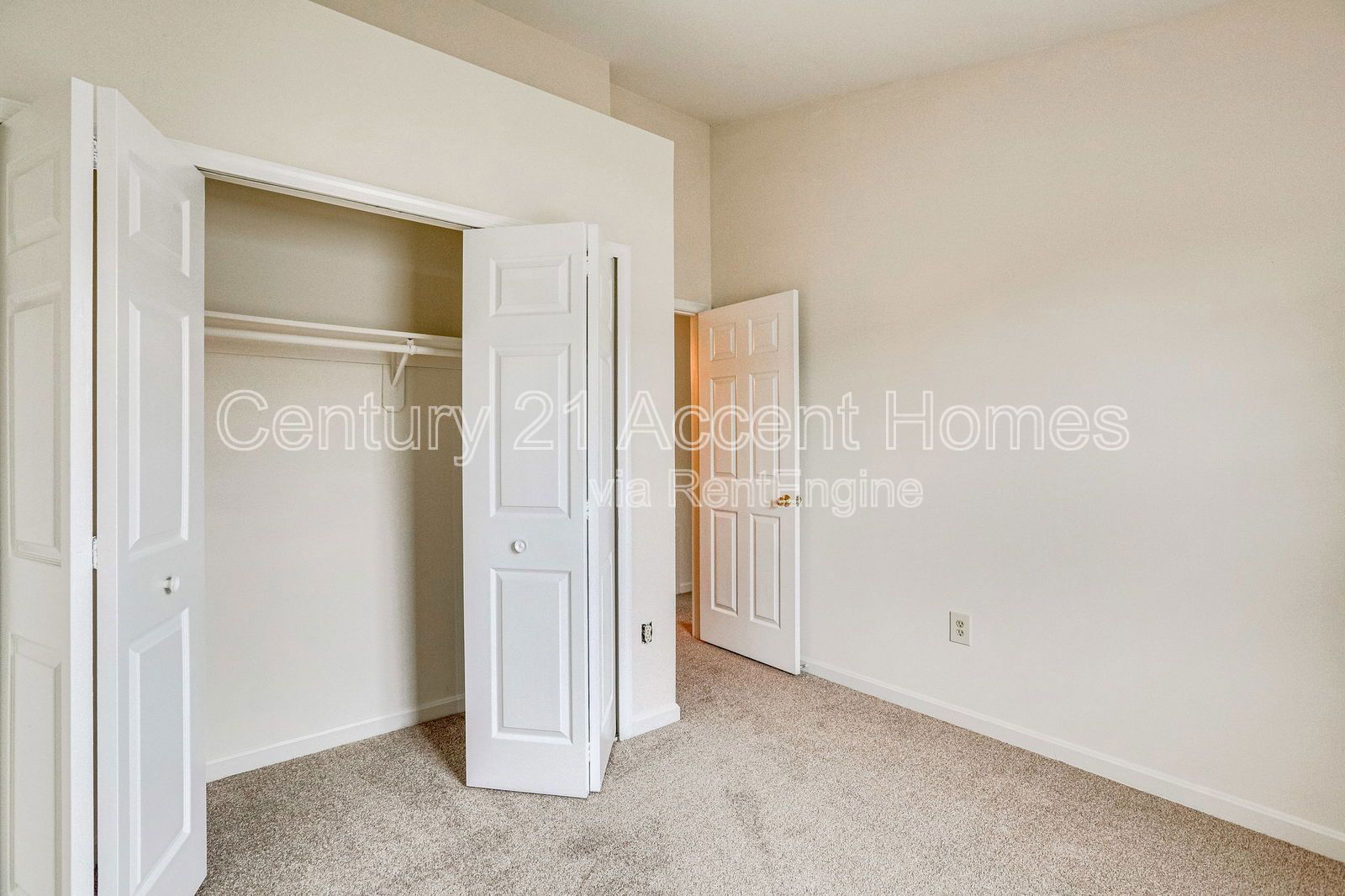 Gallery Image 33