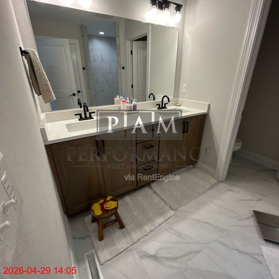 Gallery Image 20