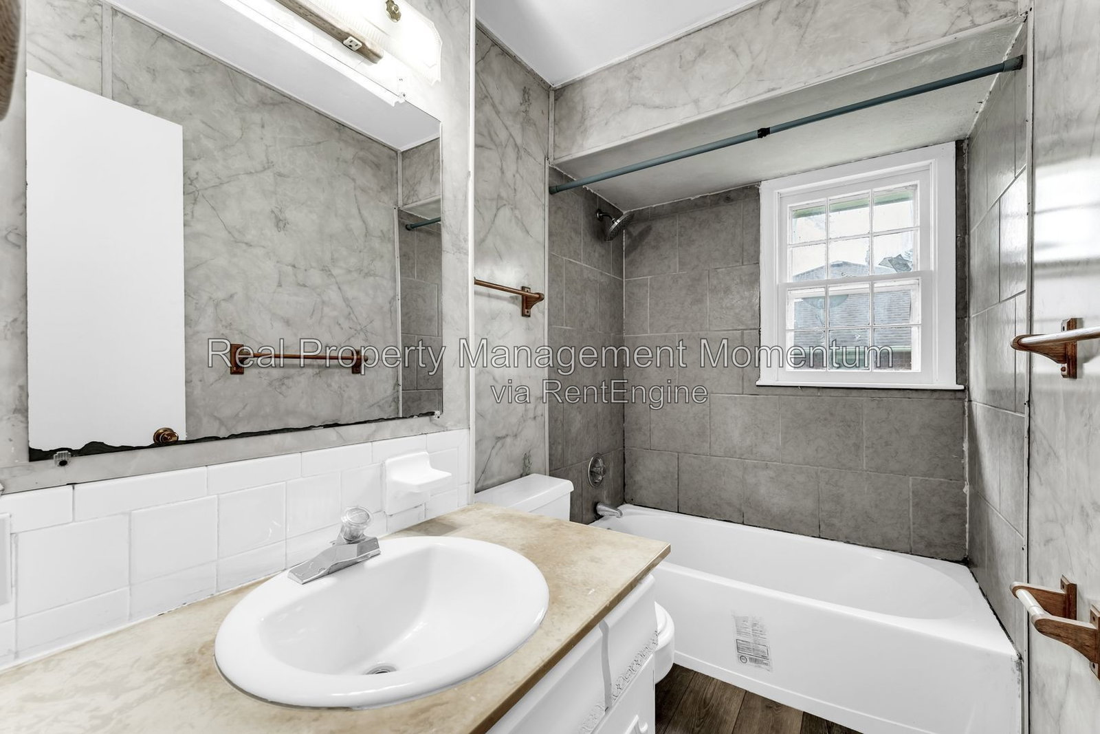 Gallery Image 18
