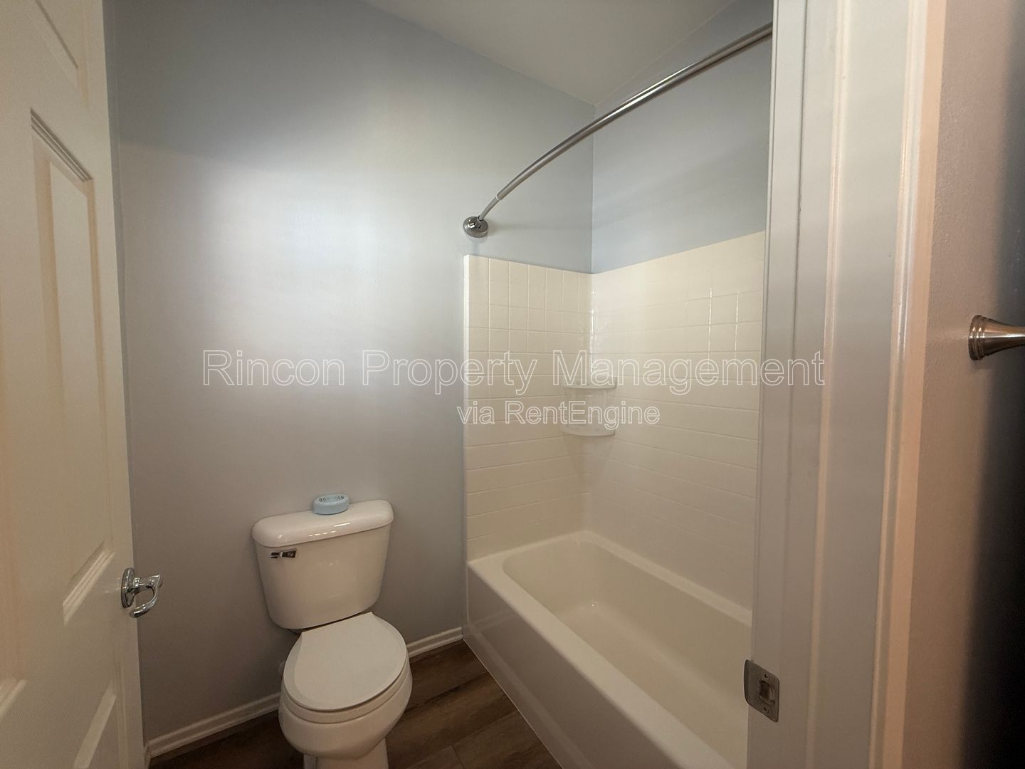 Gallery Image 16