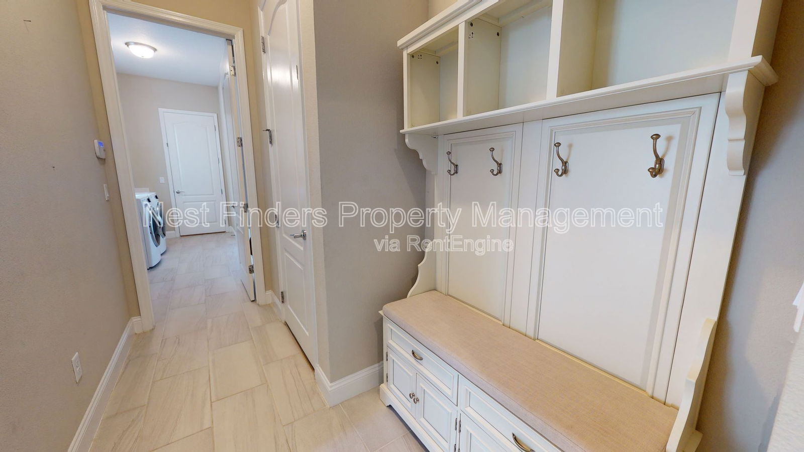 Gallery Image 18