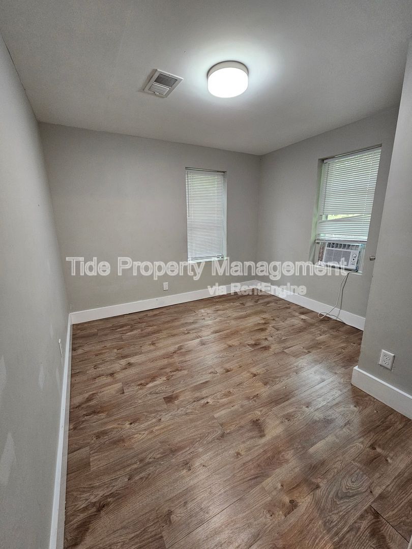 Gallery Image 7