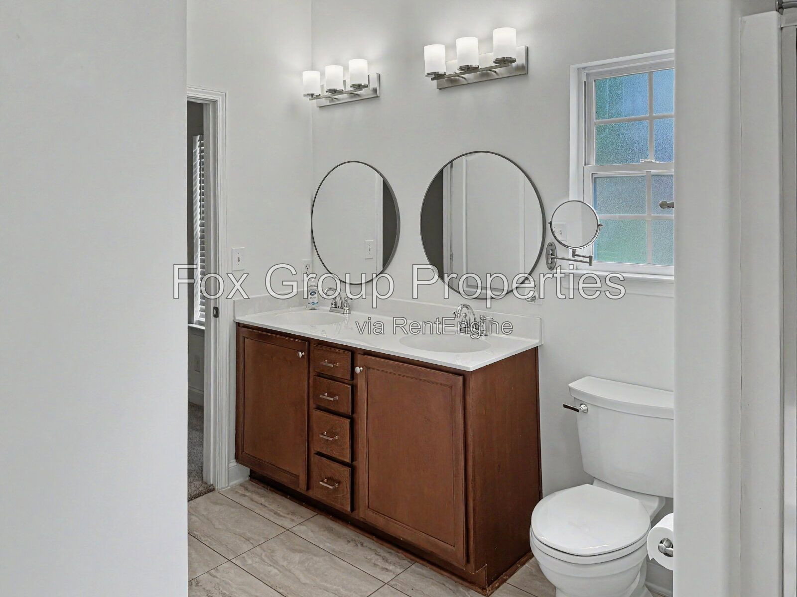 Gallery Image 32