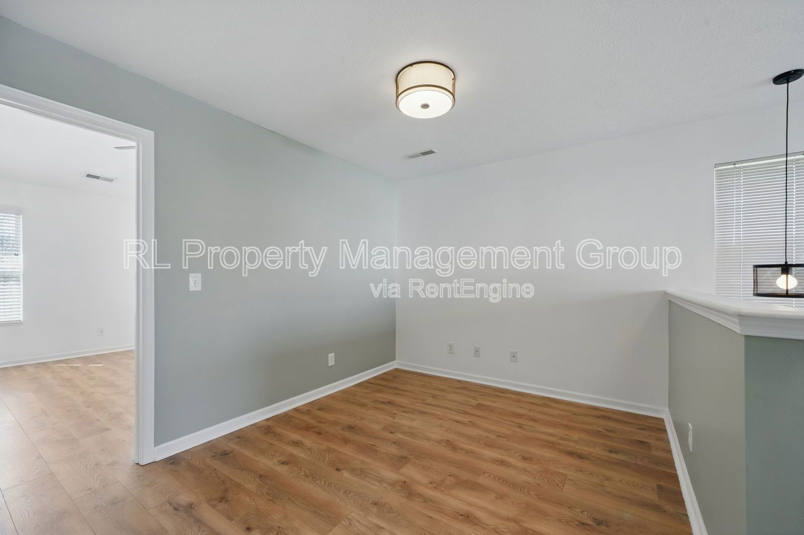 Gallery Image 19