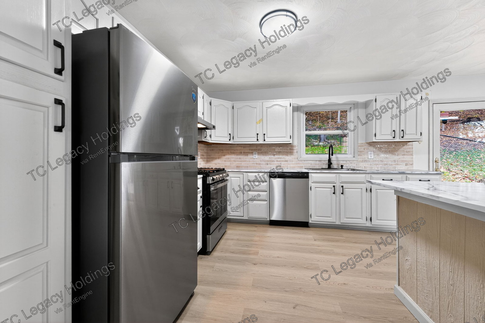Gallery Image 13