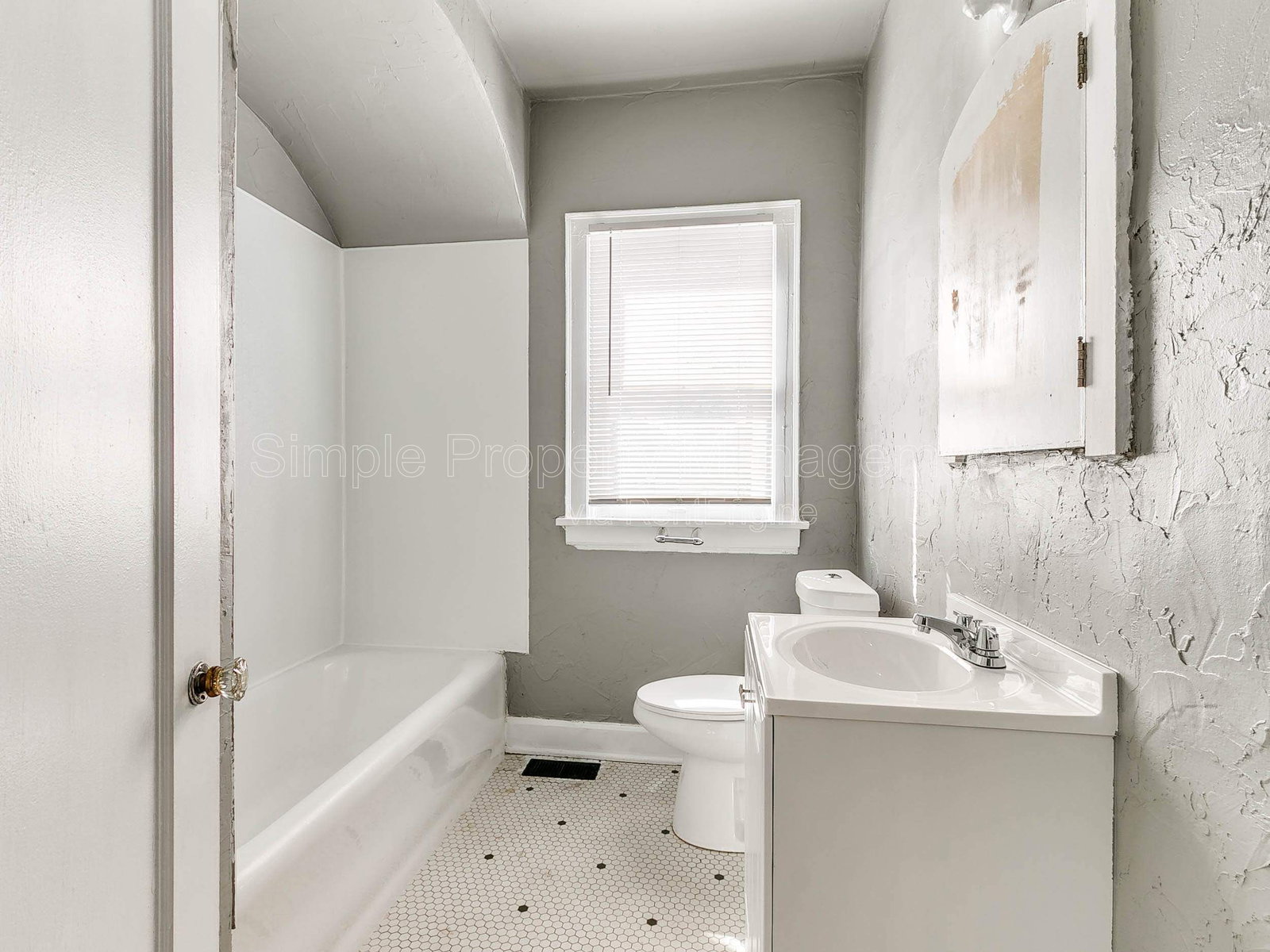 Gallery Image 13