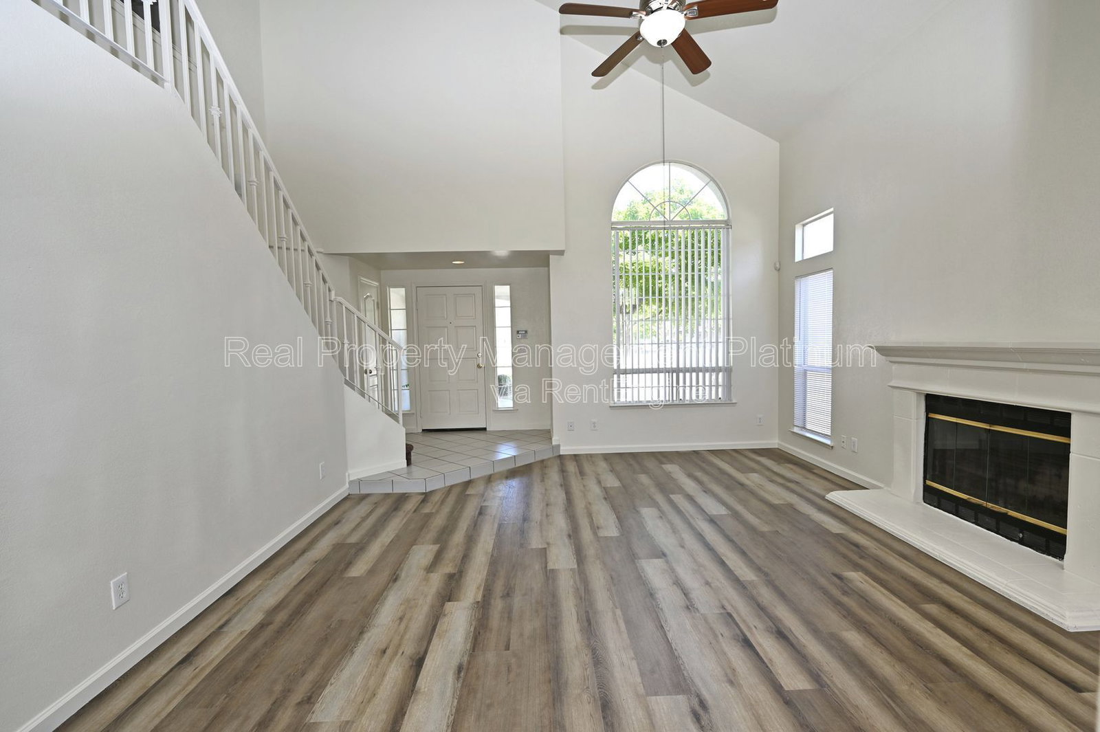Gallery Image 18