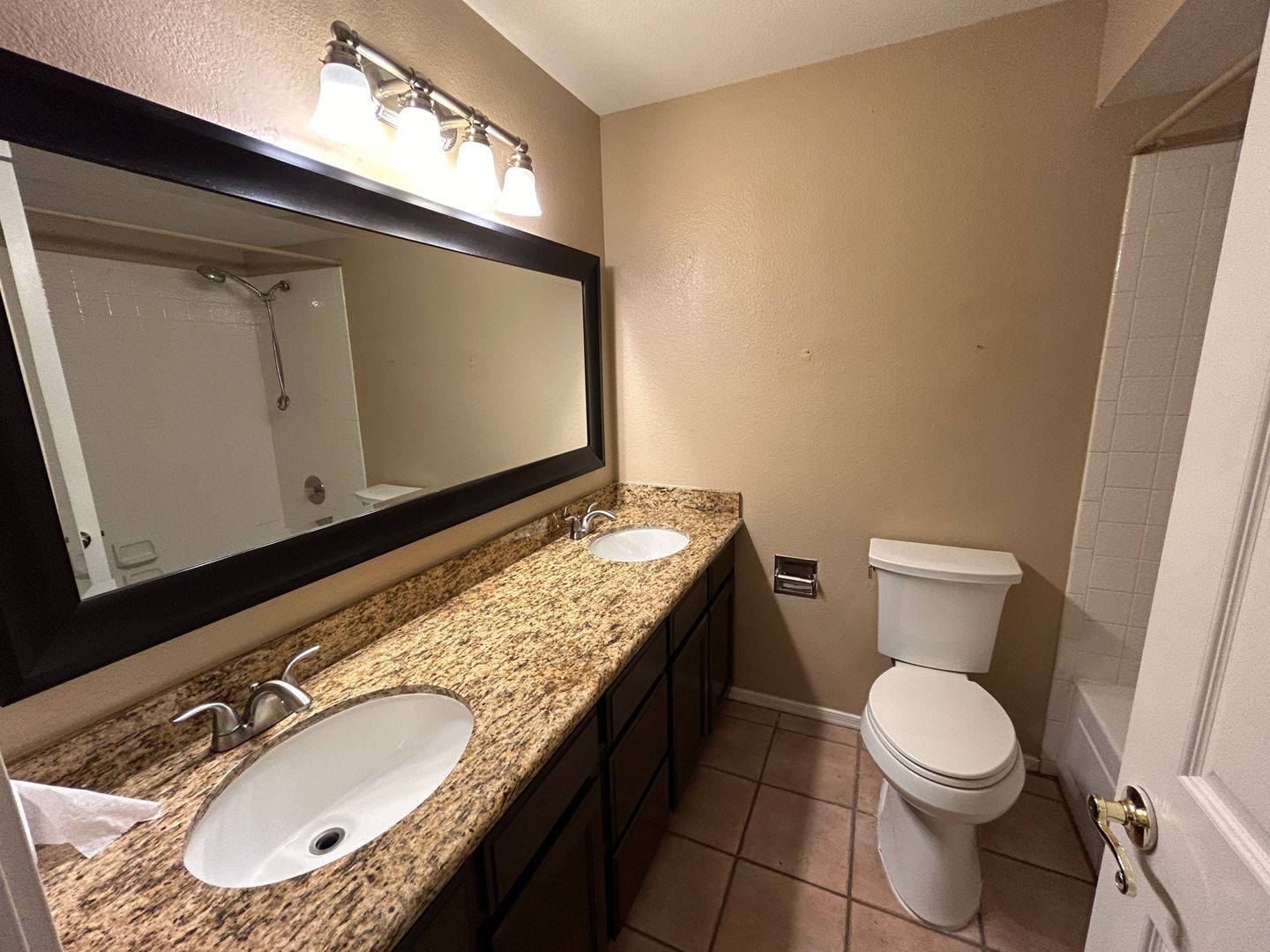 Gallery Image 18