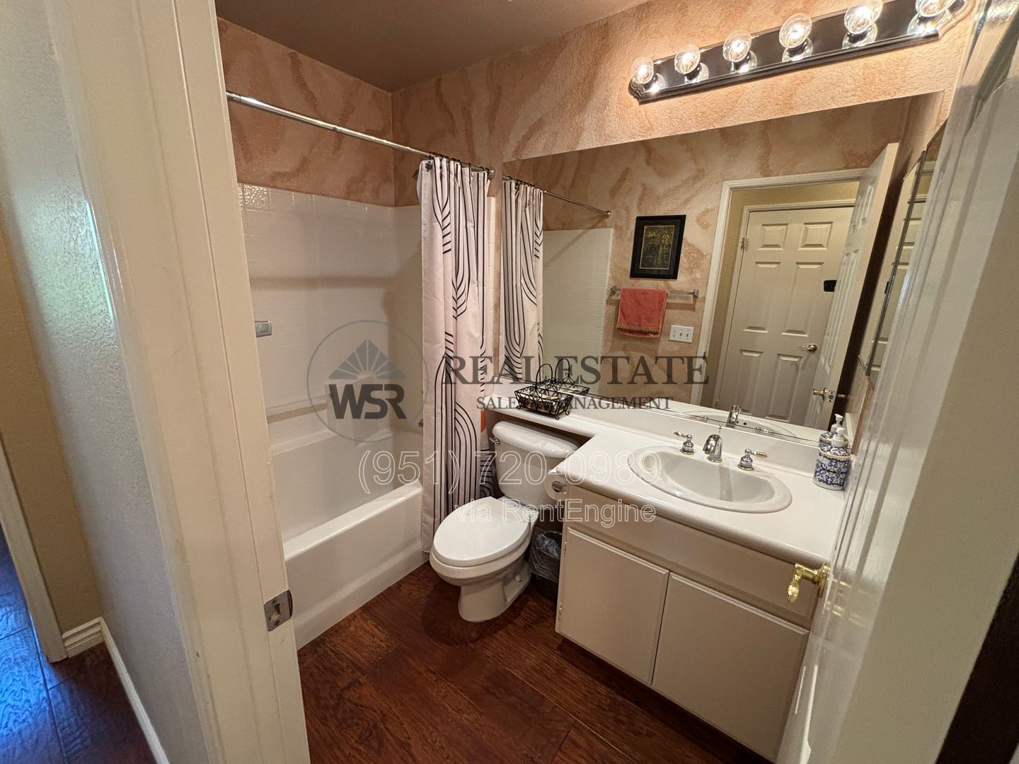 Gallery Image 42