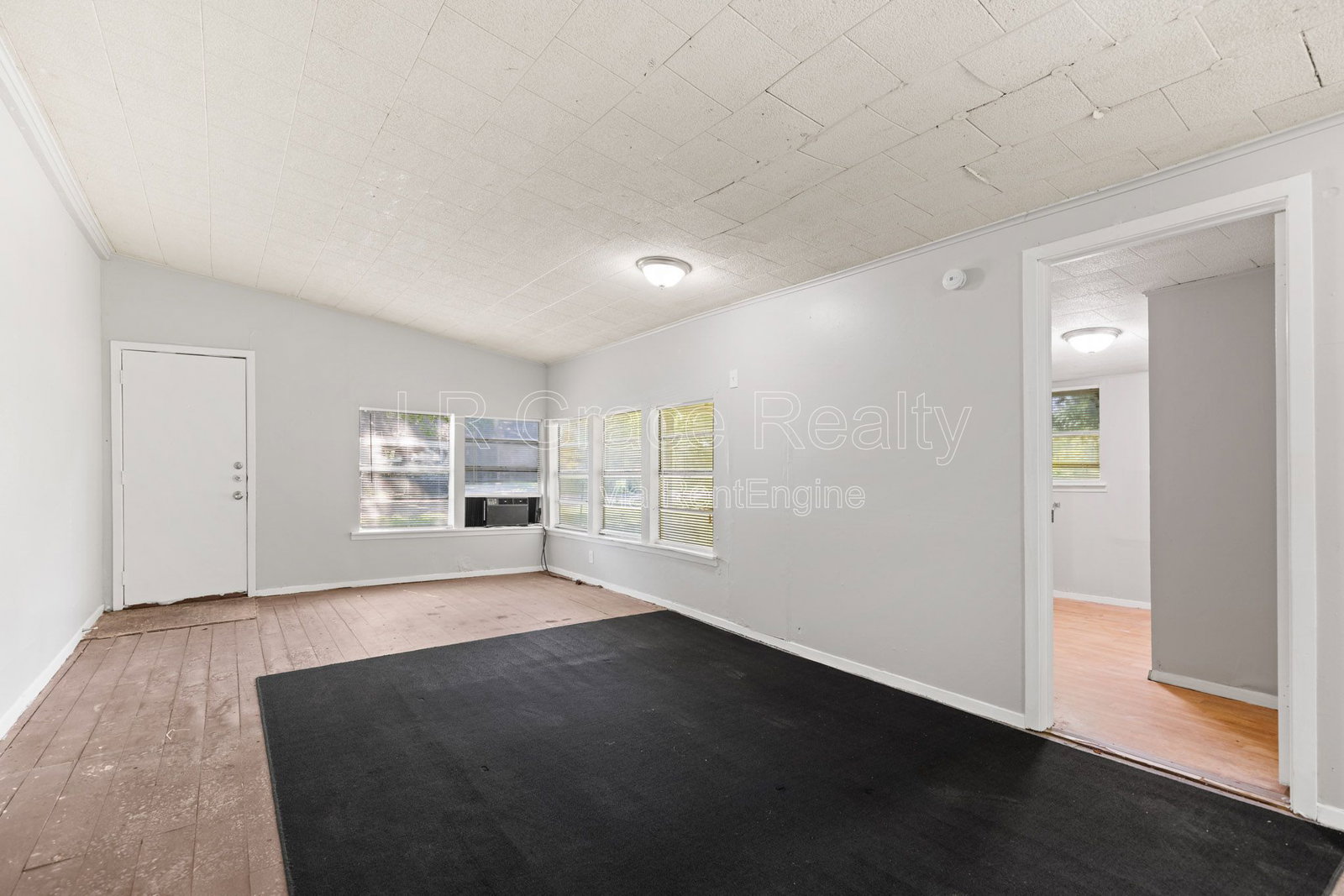 Gallery Image 8