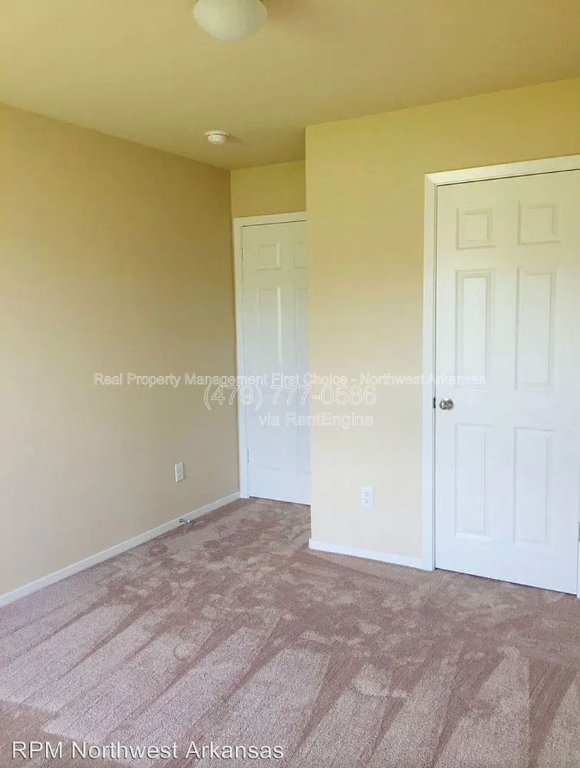 Gallery Image 14