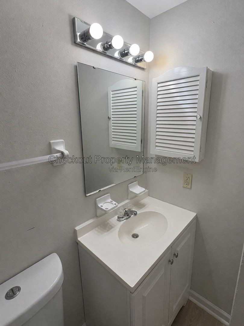 Gallery Image 18