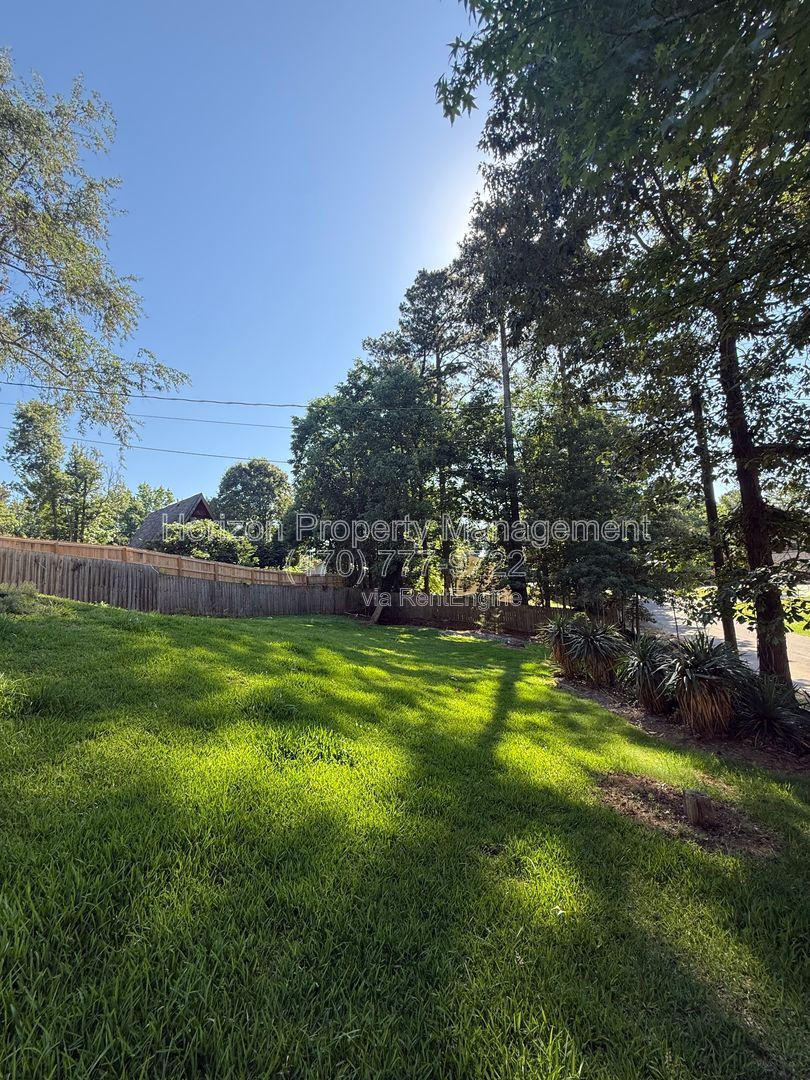 Gallery Image 15